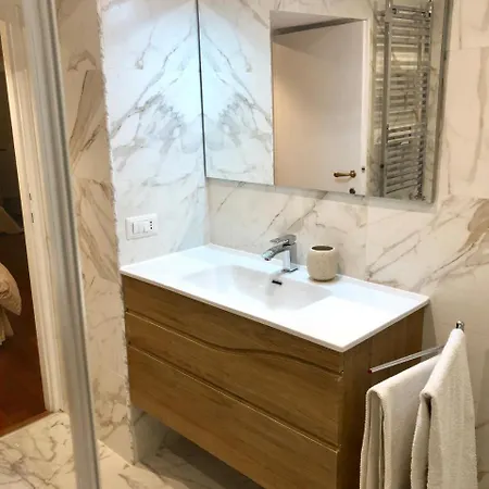 Della Genga Appartamento Roma